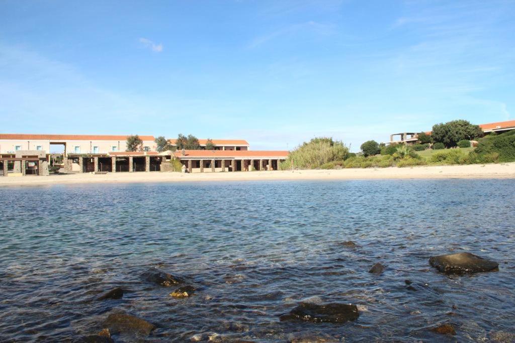 Casa A Schiera Le Tonnare - Affitti Brevi Italia Apartment Stintino Luaran gambar
